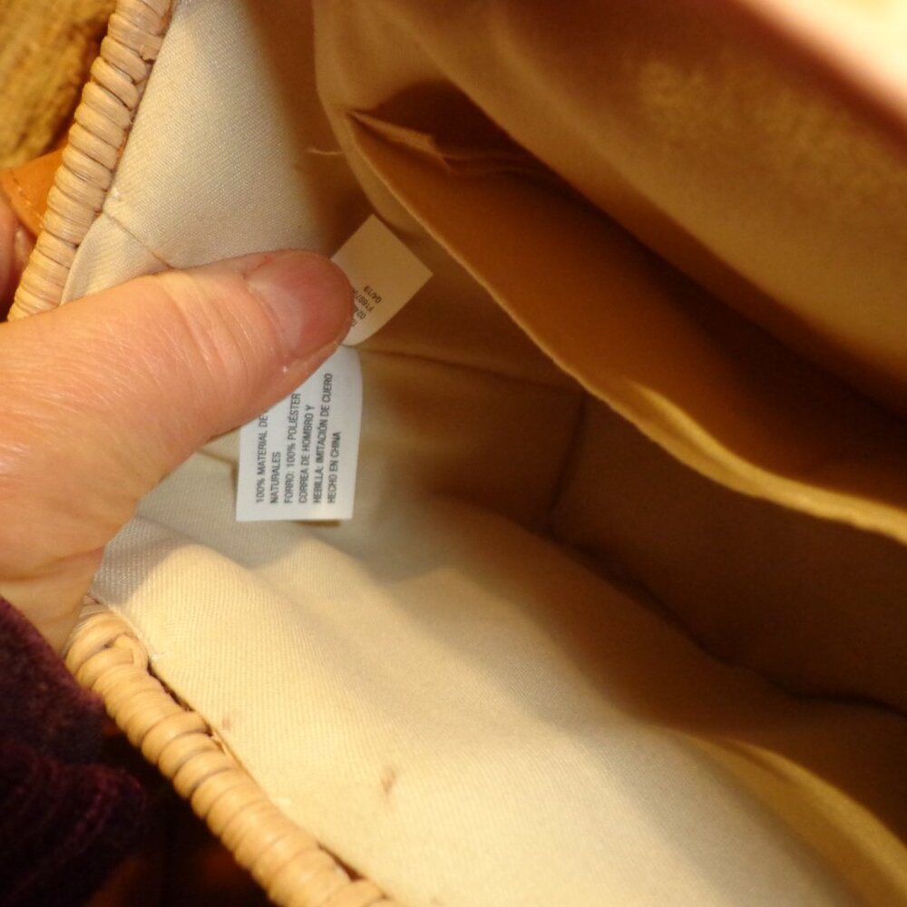 NWOT Universal Thread Wicker Basket Bag Natural Snap Closure Adj. Shoulder Strap - Picture 8 of 12